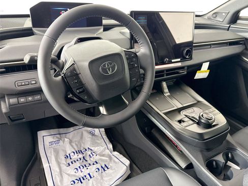 Certified 2026 Toyota bZ image 4