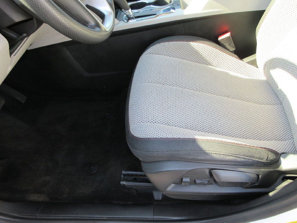 Certified 2017 Chevrolet Equinox LT FWD image 21