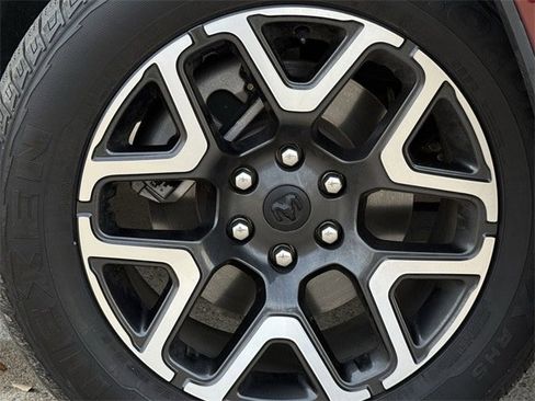 Used 2025 RAM 1500 Laramie w/ Laramie Southwest Edition image 10