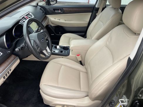 Used 2015 Subaru Outback 2.5i Limited AWD/4WD image 11