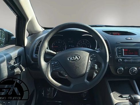 Used 2015 Kia Forte LX w/ Popular Package FWD image 10