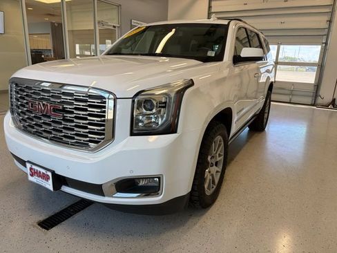 Used 2020 GMC Yukon Denali AWD/4WD image 5