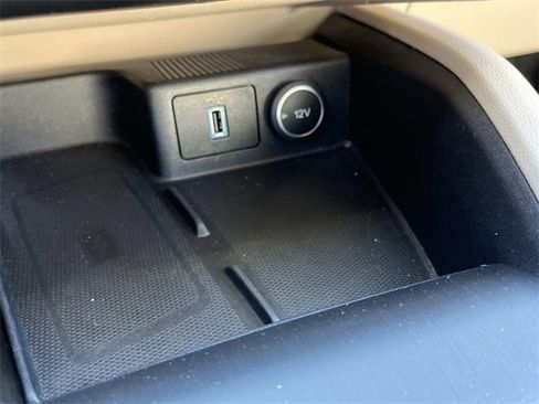 Certified 2020 Ford Escape Titanium image 35