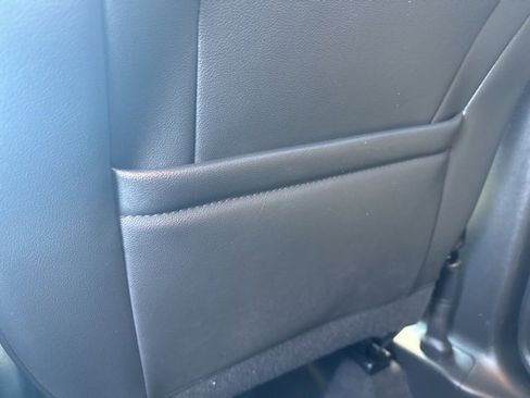 Used 2024 Buick Encore GX Sport Touring image 41