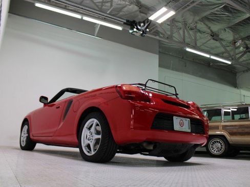 Used 2001 Toyota MR2 image 40