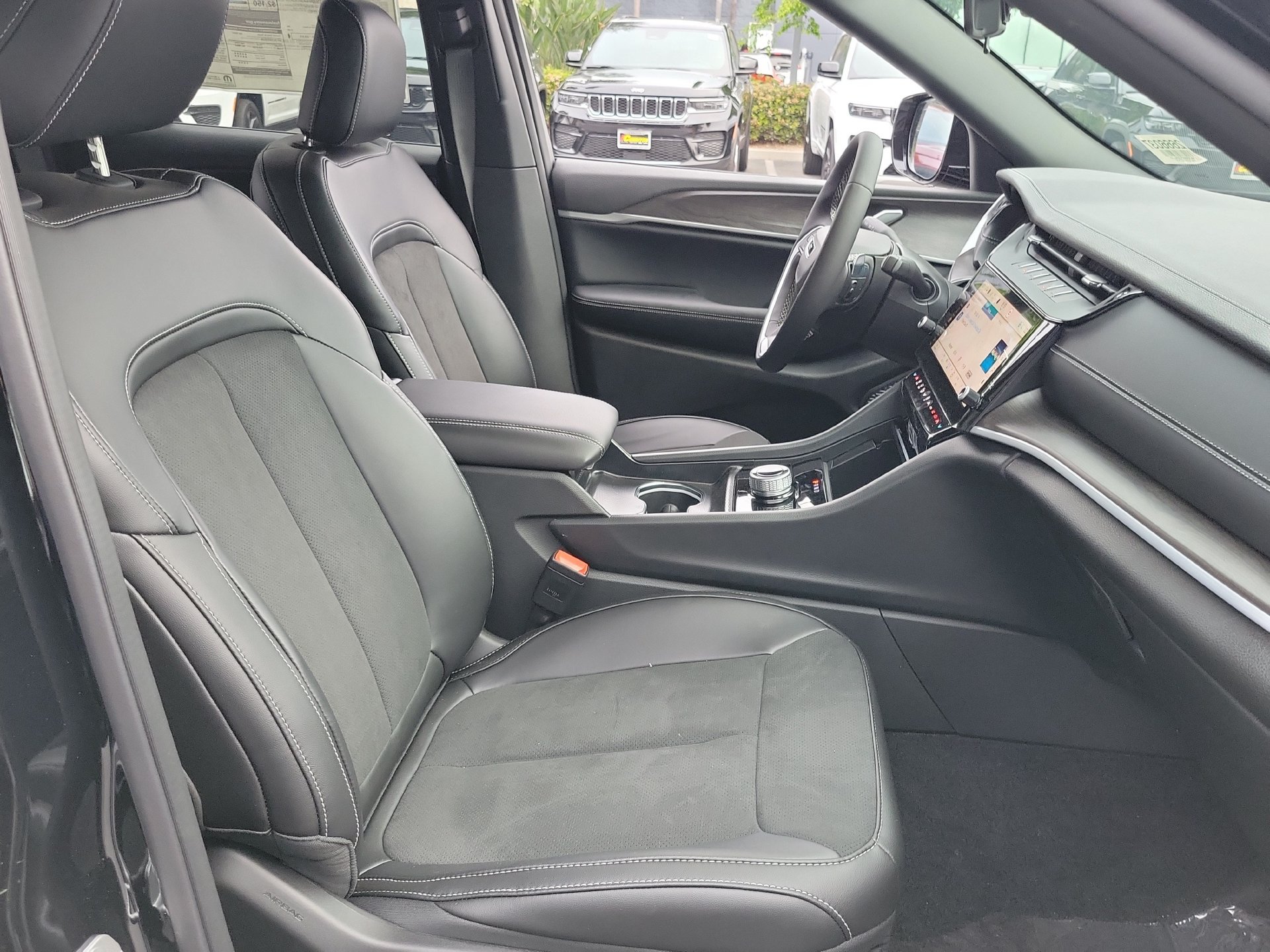 New 2026 Jeep Grand Cherokee Altitude RWD image 15