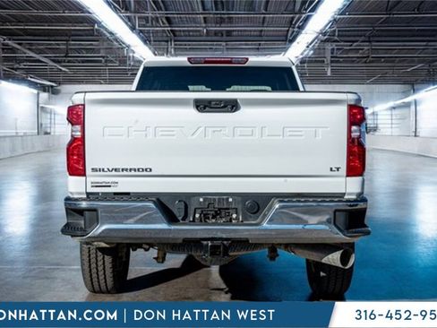 Used 2024 Chevrolet Silverado 2500 LT image 32