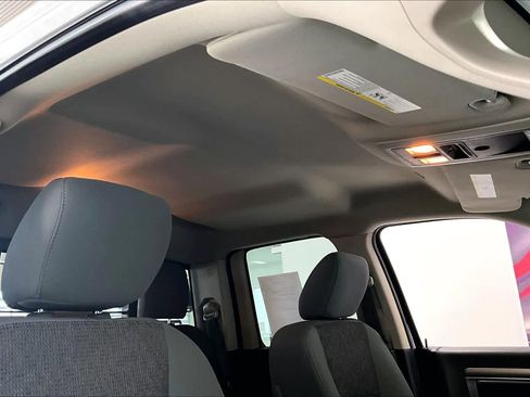 Used 2018 RAM 1500 Big Horn AWD/4WD image 28