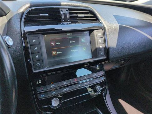 Used 2017 Jaguar XE RWD image 20