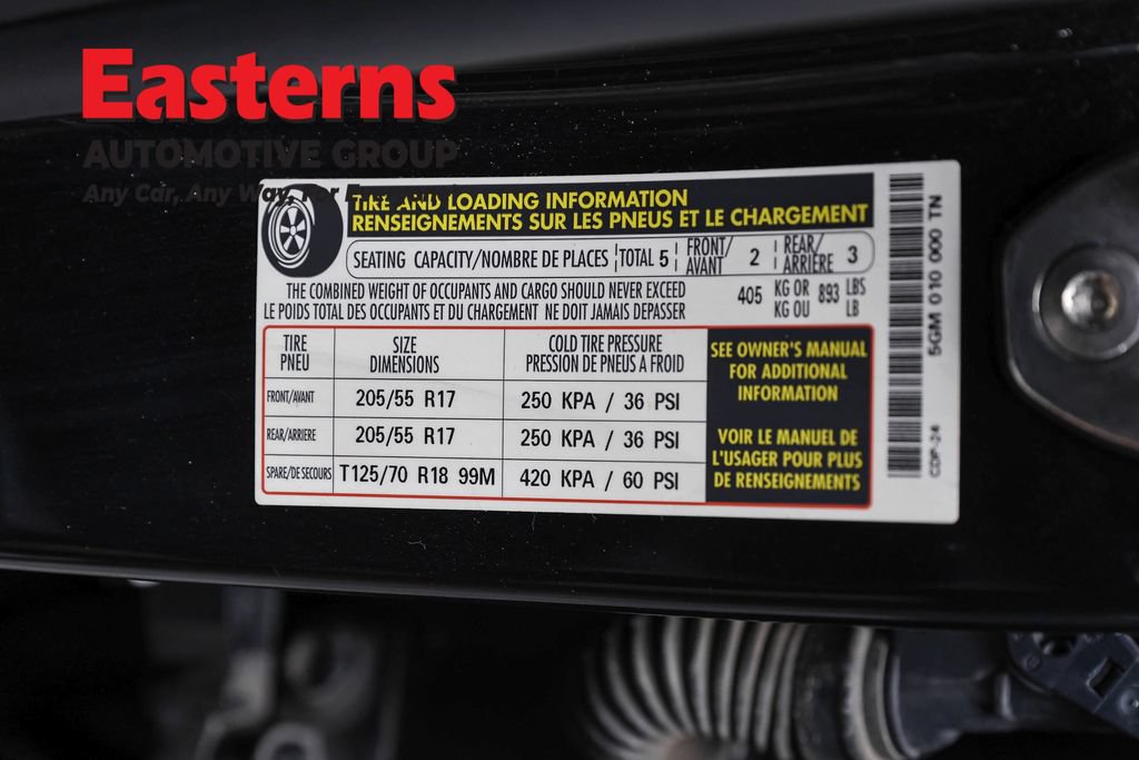Used 2025 Volkswagen Jetta SE FWD image 35