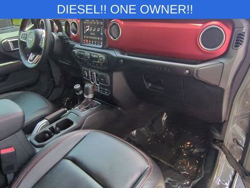 Used 2021 Jeep Wrangler Unlimited Rubicon AWD/4WD image 35
