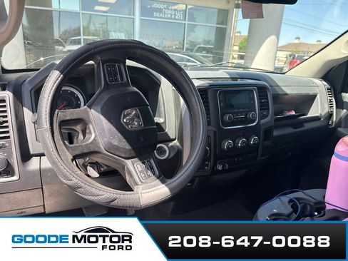 Used 2018 RAM 1500 Tradesman w/ Power & Remote Entry Group AWD/4WD image 9