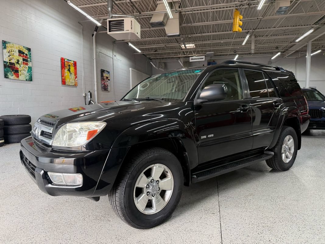 Used 2005 Toyota 4Runner SR5 AWD/4WD image 1