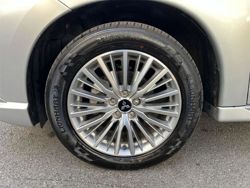 Used 2022 Mitsubishi Outlander SEL image 9