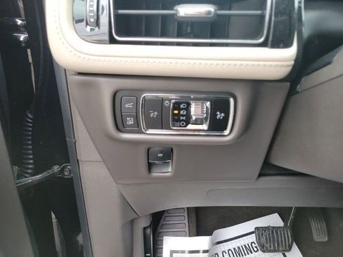 Certified 2023 Lincoln Nautilus FWD image 41