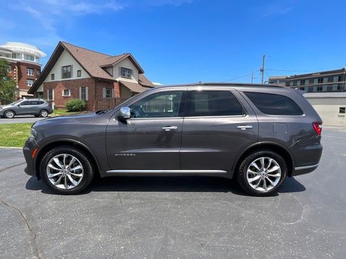 Used 2021 Dodge Durango Citadel w/ Premium Entertainment Group AWD/4WD image 4