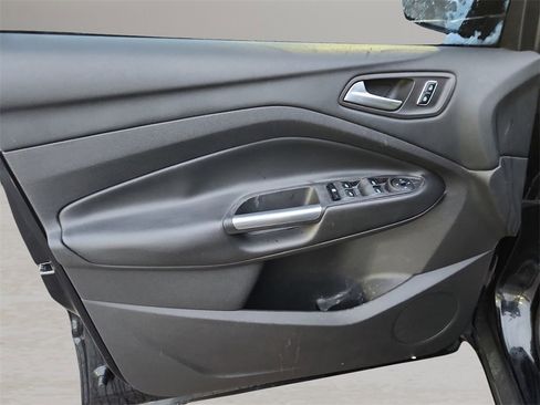 Used 2014 Ford Escape SE image 14