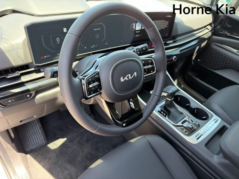New 2026 Kia Carnival SX Prestige FWD image 11