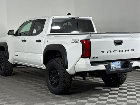 New 2025 Toyota Tacoma TRD Off-Road image 6