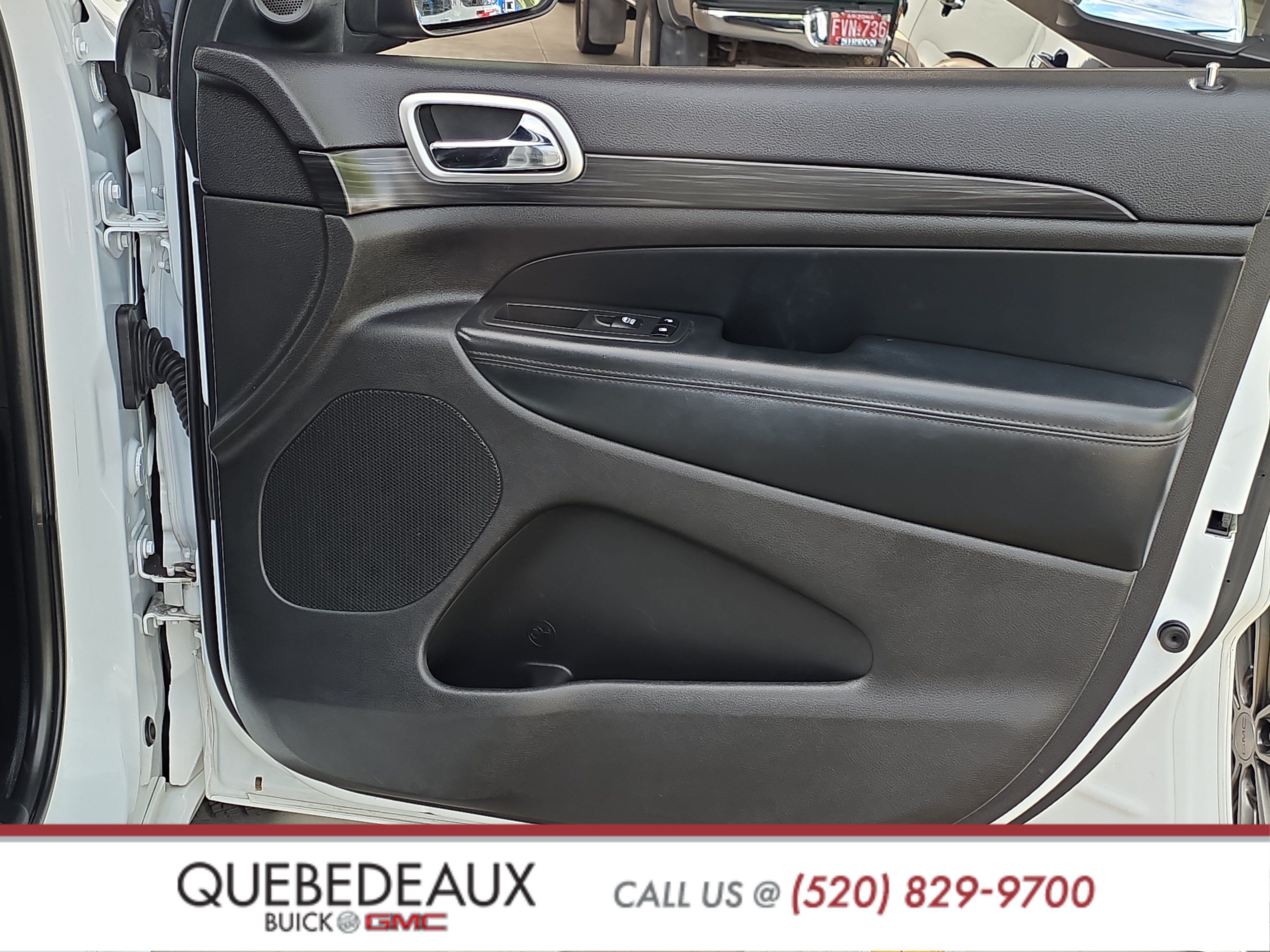 Used 2019 Jeep Grand Cherokee Altitude RWD image 26
