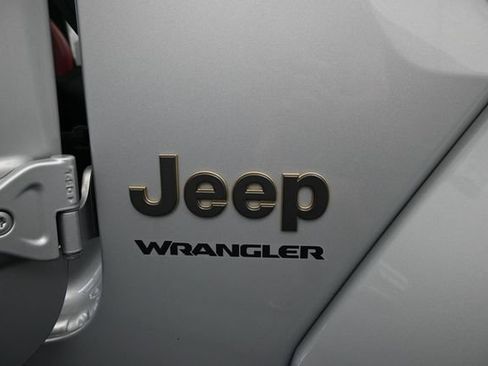 Used 2024 Jeep Wrangler Unlimited Rubicon 392 AWD/4WD image 36