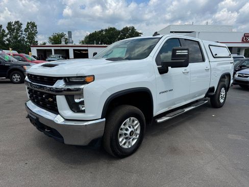 Used 2020 Chevrolet Silverado 2500 LT AWD/4WD image 1
