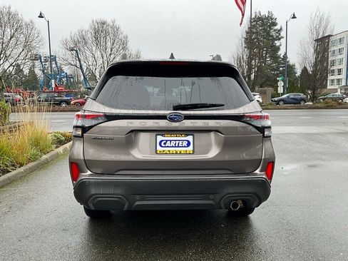 Certified 2025 Subaru Forester Limited image 7
