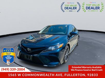 Used 2019 Toyota Camry SE w/ Carpet Mat Package