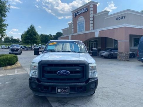 Used 2016 Ford F250 XL RWD image 2
