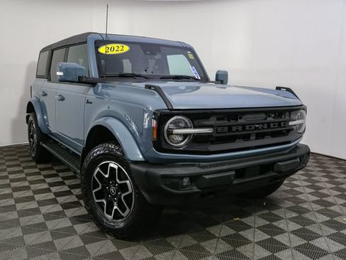 Used 2022 Ford Bronco Outer Banks AWD/4WD image 3