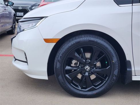 Certified 2023 Honda Odyssey Sport image 8