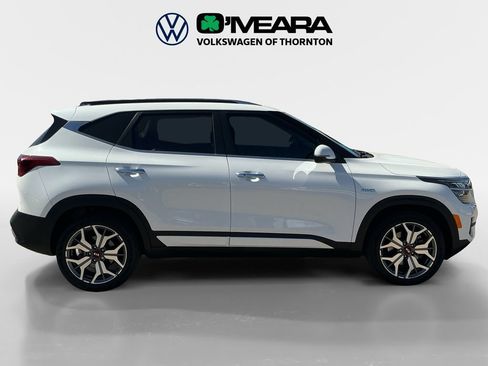 Used 2021 Kia Seltos SX w/ SX Sunroof Package AWD/4WD image 6