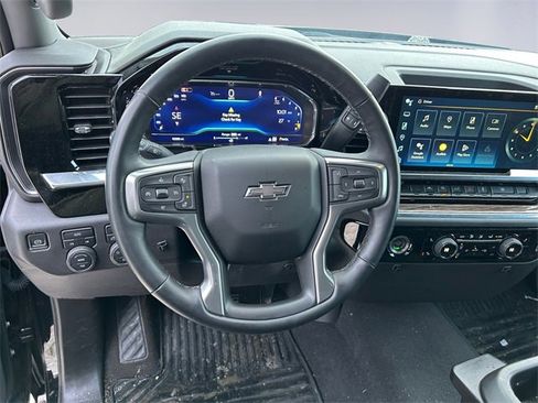 Used 2024 Chevrolet Silverado 1500 RST image 15