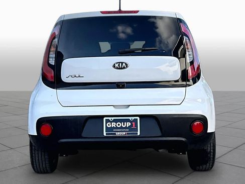 Used 2019 Kia Soul FWD image 5