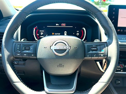 New 2026 Nissan Rogue Platinum w/ Platinum Premium Package AWD/4WD image 18