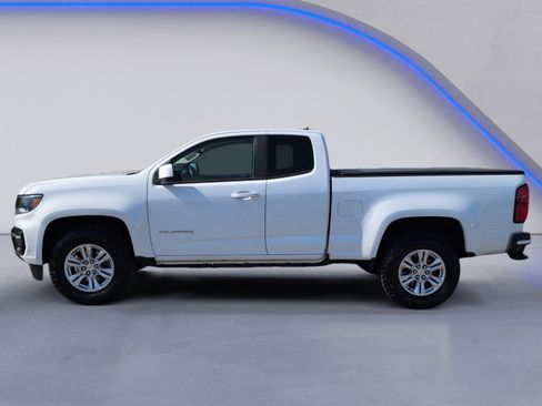 Used 2021 Chevrolet Colorado LT w/ Fleet Safety Package image 12