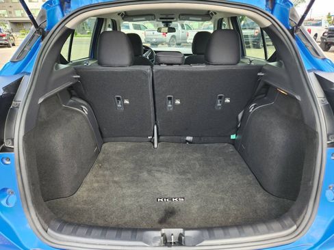 Used 2024 Nissan Kicks SV FWD image 25