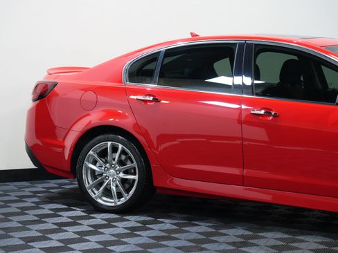 Used 2014 Chevrolet SS RWD image 14