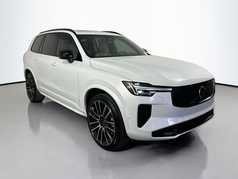 New 2026 Volvo XC90 B6 Ultra image 3