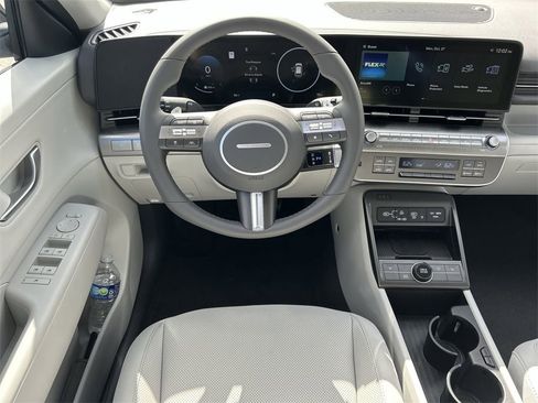 New 2026 Hyundai Kona SEL Premium image 4