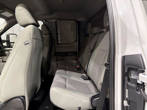 Used 2020 Ford F250 XL w/ Power Equipment Group image 13