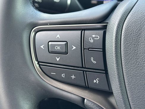 Certified 2025 Lexus UX 300h FWD image 30