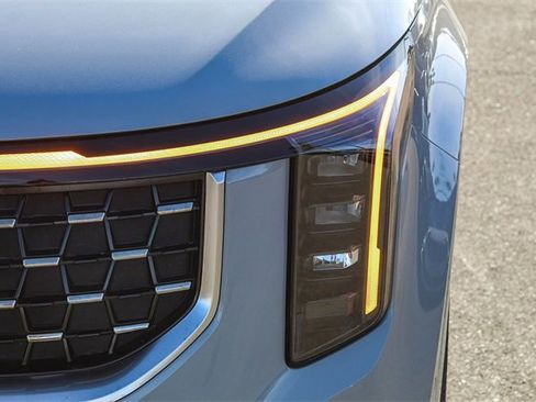 New 2026 Kia Carnival SX image 5