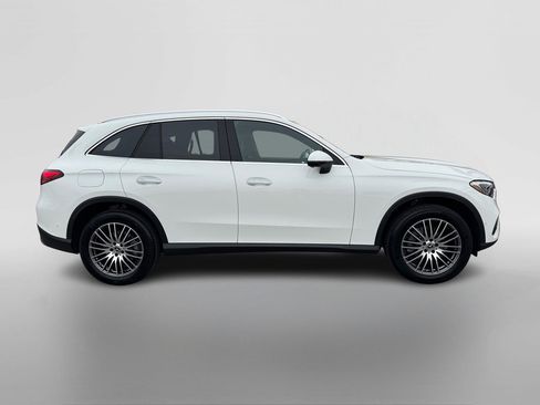 Certified 2025 Mercedes-Benz GLC 300 image 6
