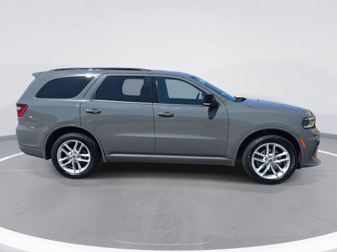 Used 2023 Dodge Durango GT image 4