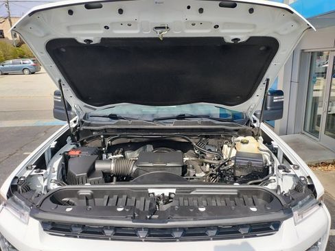 Used 2023 Chevrolet Silverado 2500 LTZ w/ LTZ Plus Package image 9