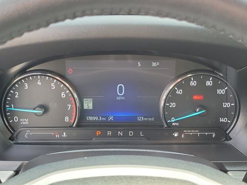 Used 2023 Ford Explorer XLT w/ Equipment Group 202A image 27