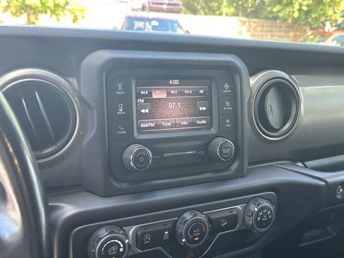 Used 2020 Jeep Wrangler Unlimited Sport S AWD/4WD image 29
