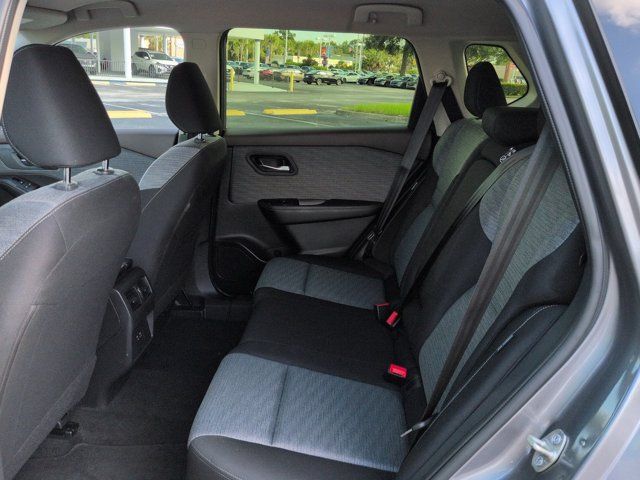 Certified 2023 Nissan Rogue SV FWD image 14