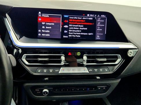 Used 2025 BMW Z4 sDrive30i w/ Premium Package image 18